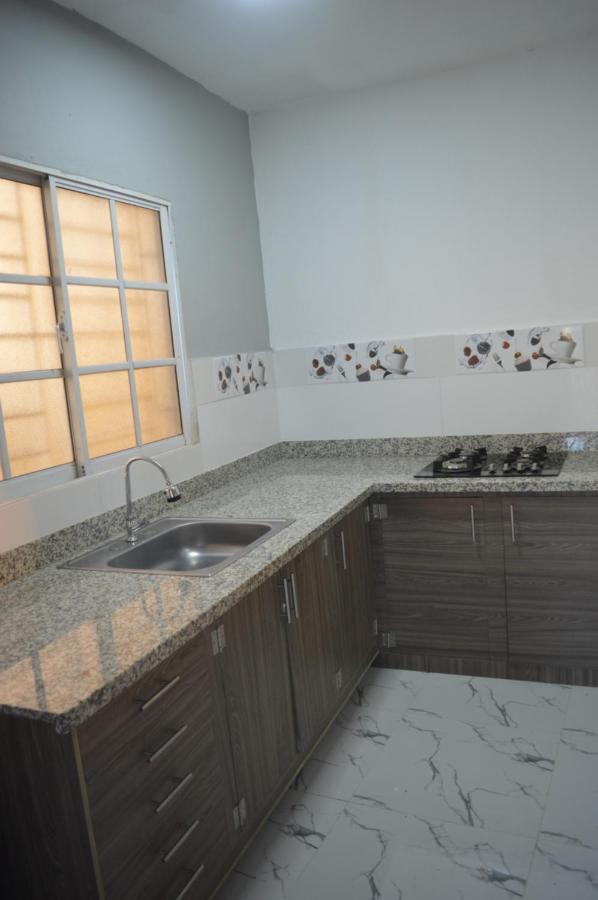 Apartamento Amueblado Caribe, Santo Domingo A 10 Minutos Del Aeropuerto Internacional De Las Americas ภายนอก รูปภาพ